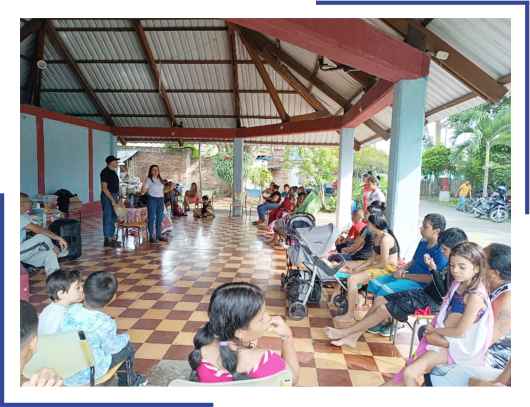 Actividades y capacitaciones a niños y niñas del sector la Santa Cruz Actividades y capacitaciones a niños y niñas del sector la Santa Cruz